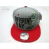 2104-07 DIFFERENT DAY SNAP BACK GRY/RED
