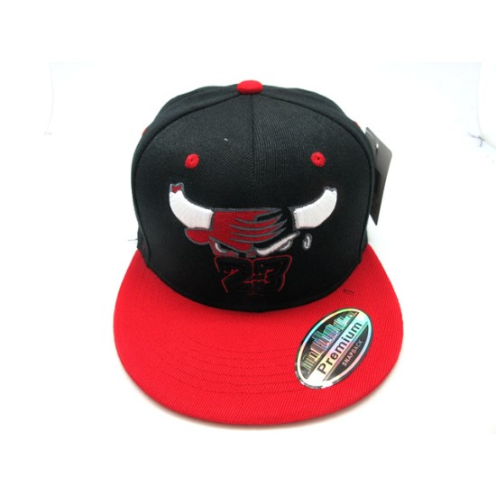 2301-19 CHICAGO 23 CITY SNAP BACK BLK/RED