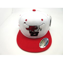 2301-19 CHICAGO 23 CITY SNAP BACK WHT/RED