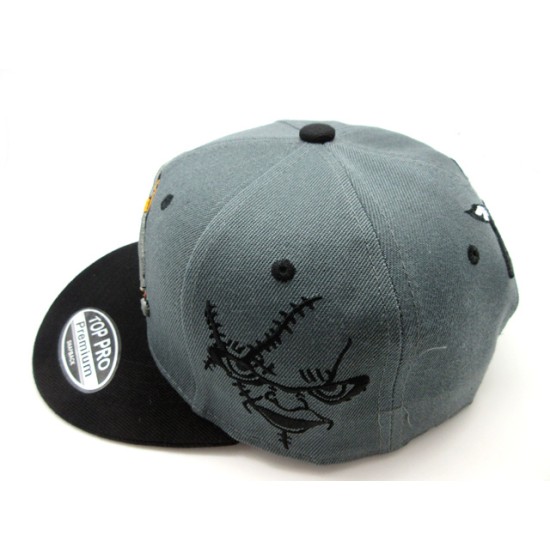 2306-20 DOLL SKULL SNAP BACK BLK/RED