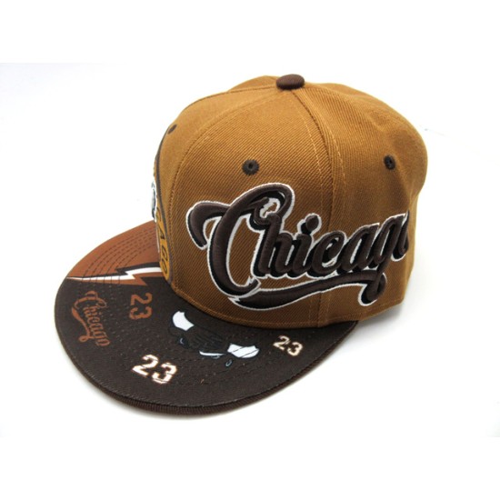 2404-06 THUNDER CITY NAME LOGO SNAP CHICAGO WHT/BLK