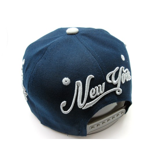2404-06 THUNDER CITY NAME LOGO SNAP NY WHT/WHT